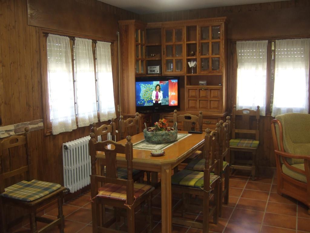 Villa Tinao De Gredos Barajas de Gredos Camera foto